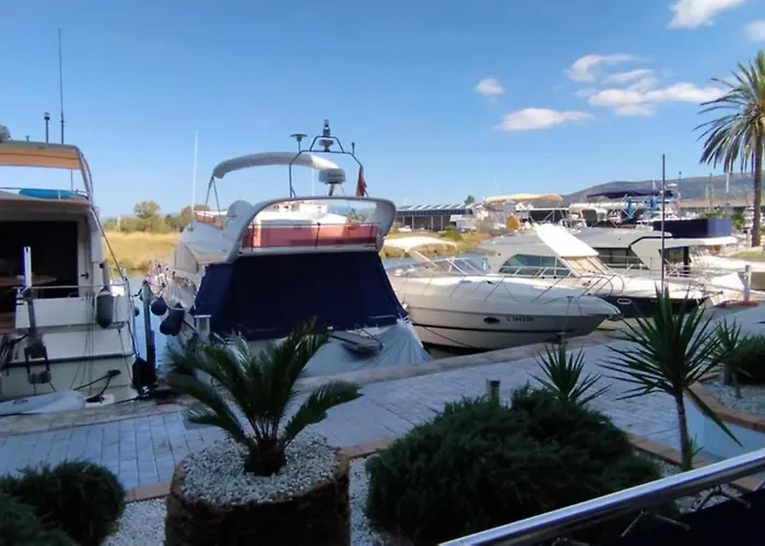 Casa Alegre アパート